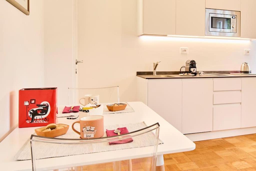 Nuovissimo Bilocale Naba Navigli Apartment Milan Bagian luar foto